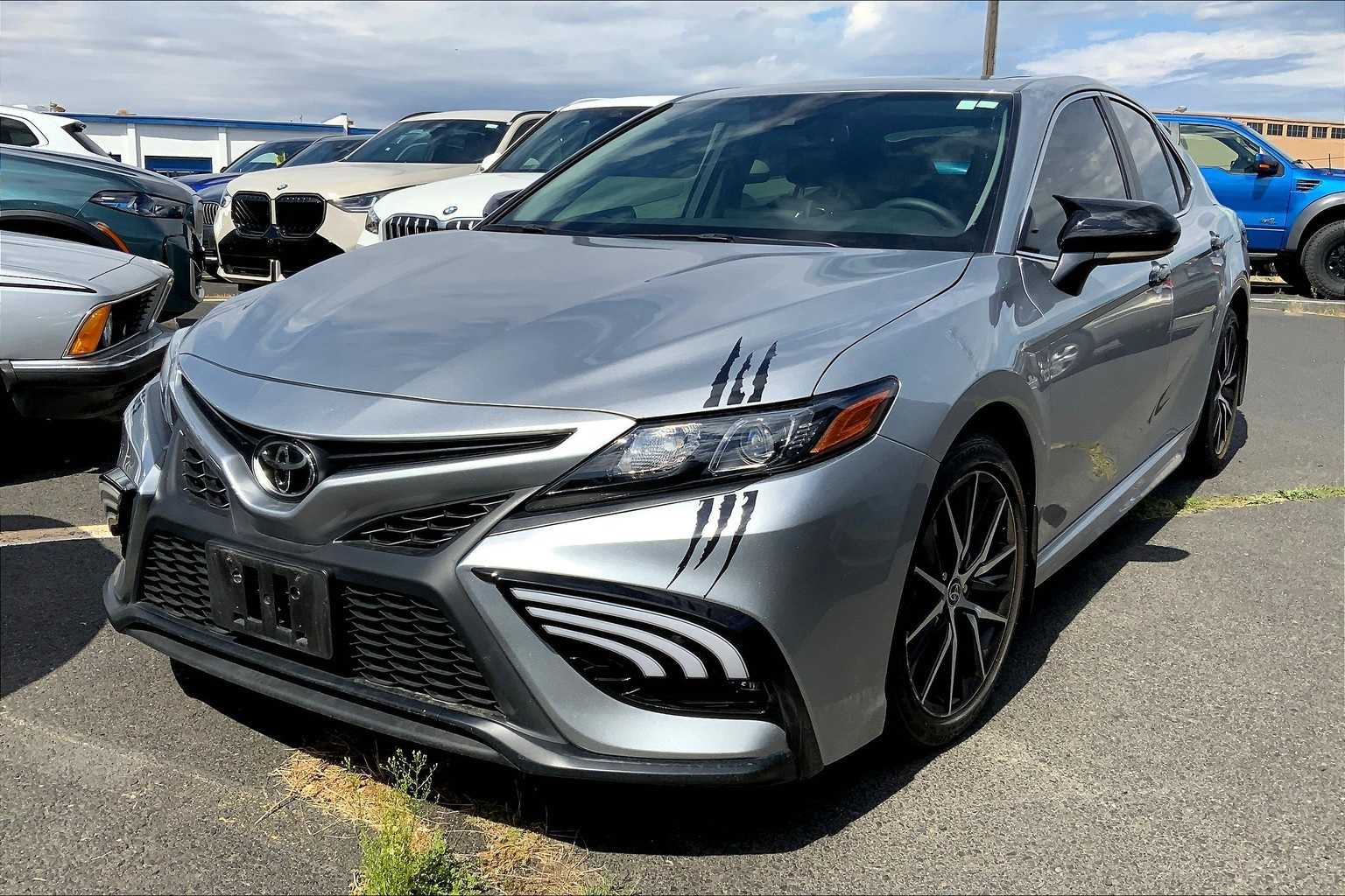 Thumbnail: 2023 Toyota Camry - 1