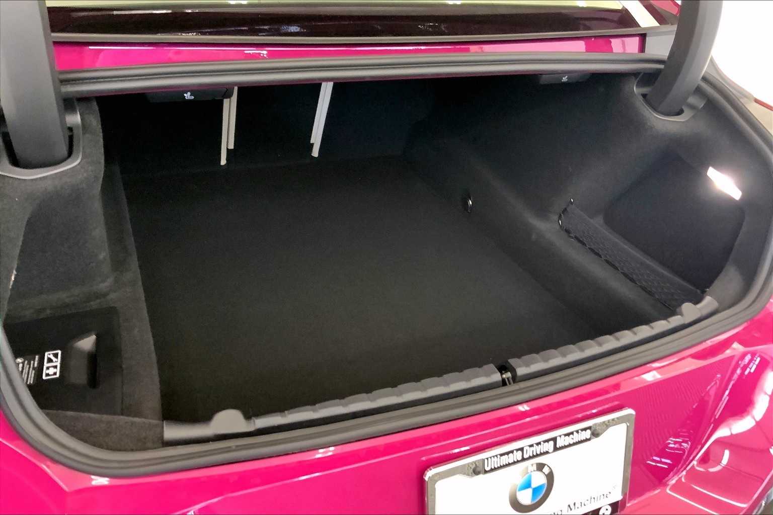 Thumbnail: 2026 BMW 8 Series - 19