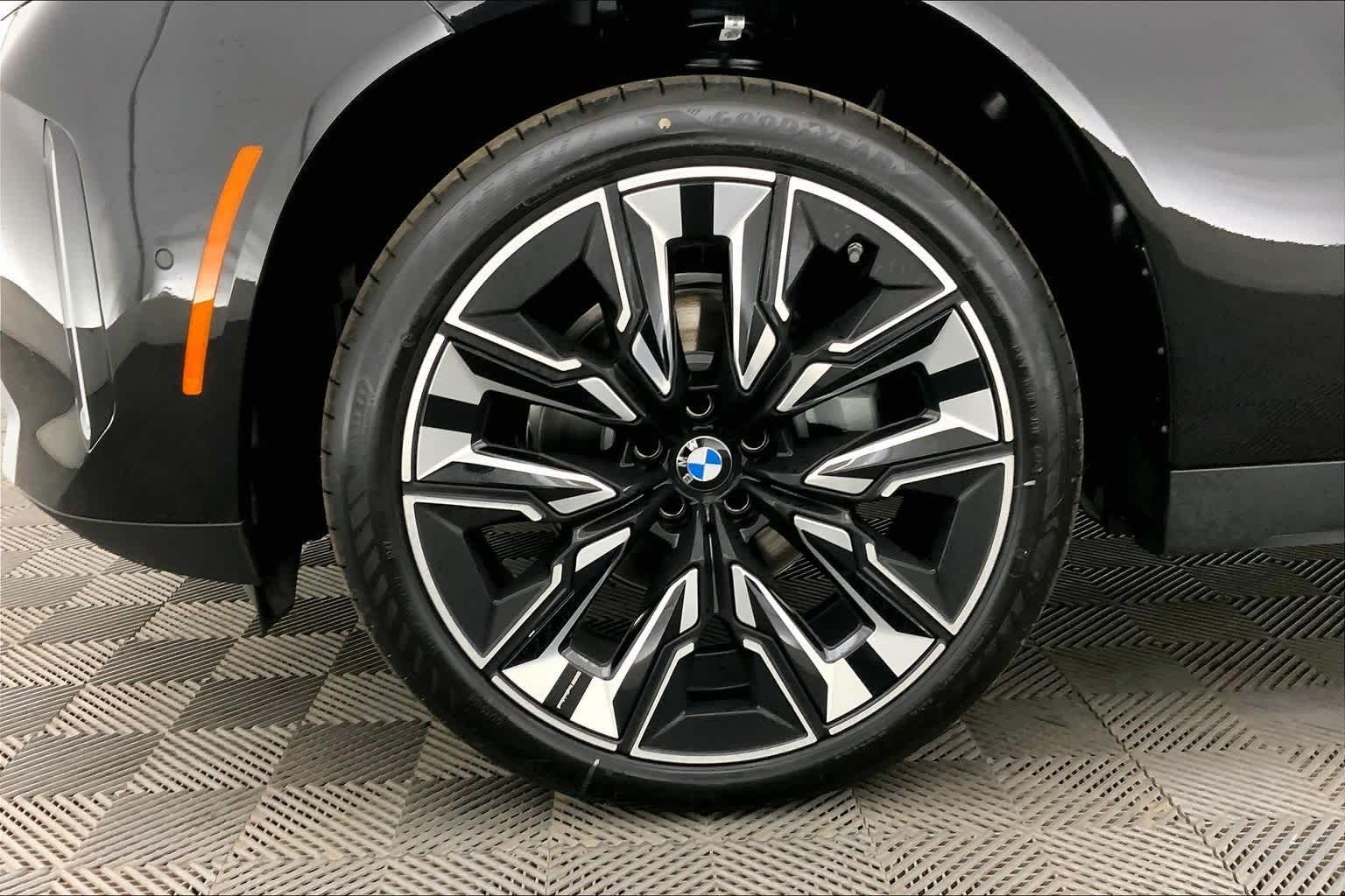 Thumbnail: 2026 BMW X3 - 8