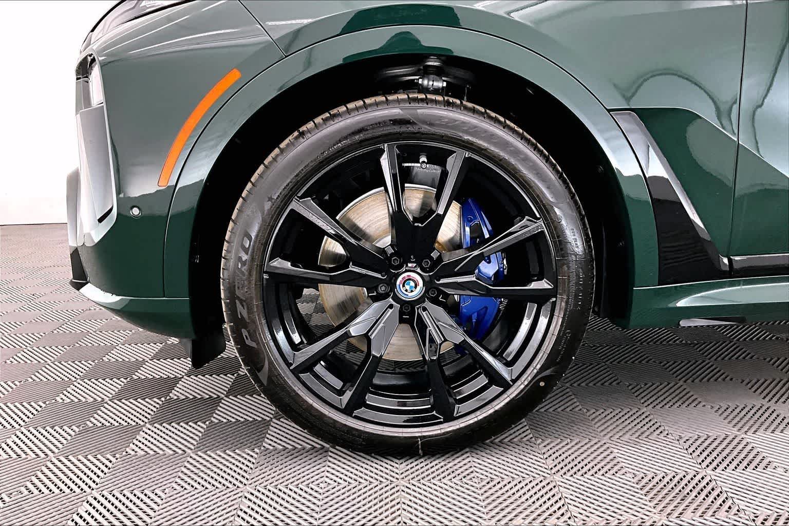 Thumbnail: 2026 BMW X7 - 8