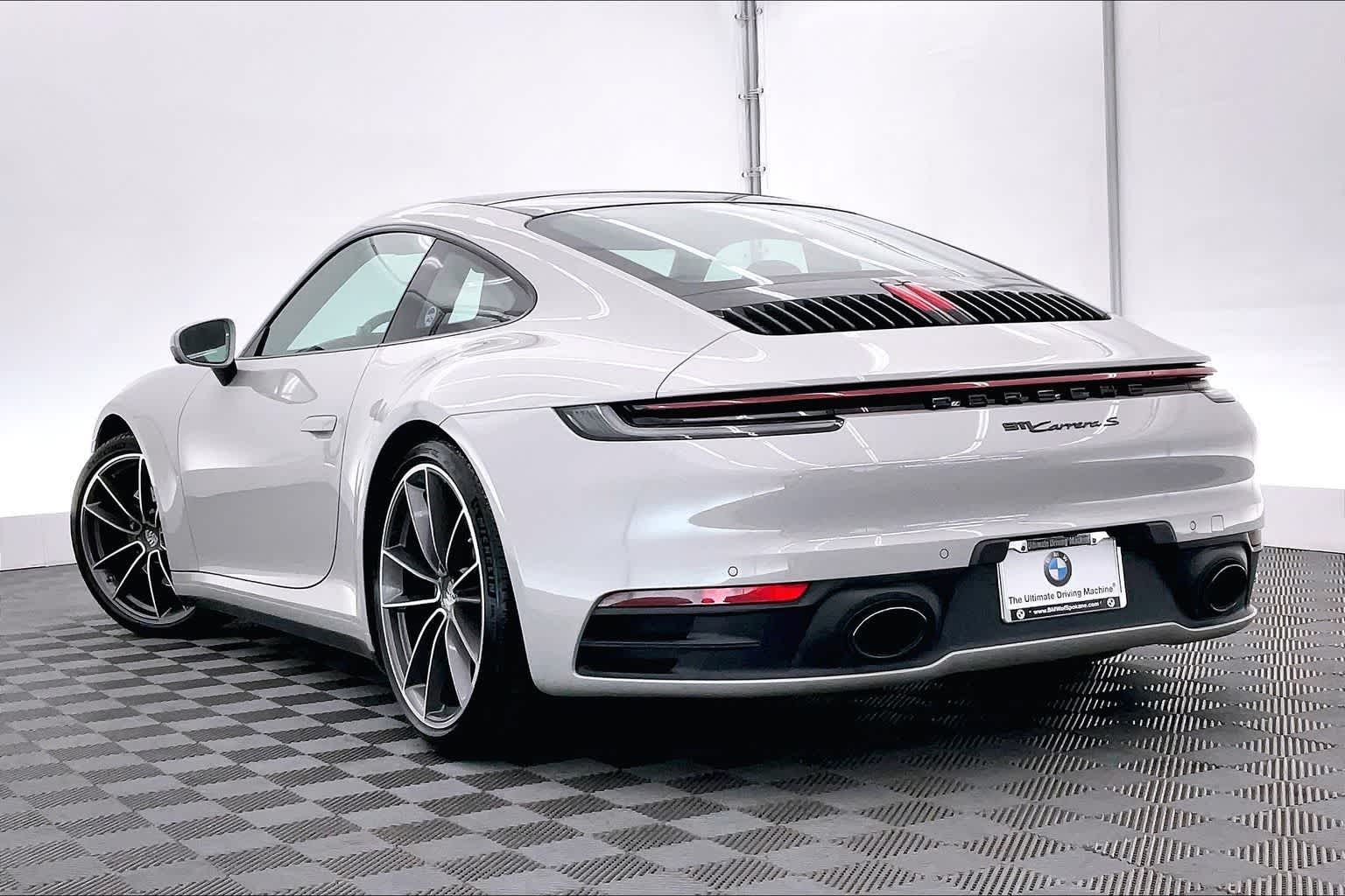 Thumbnail: 2020 Porsche 911 - 4
