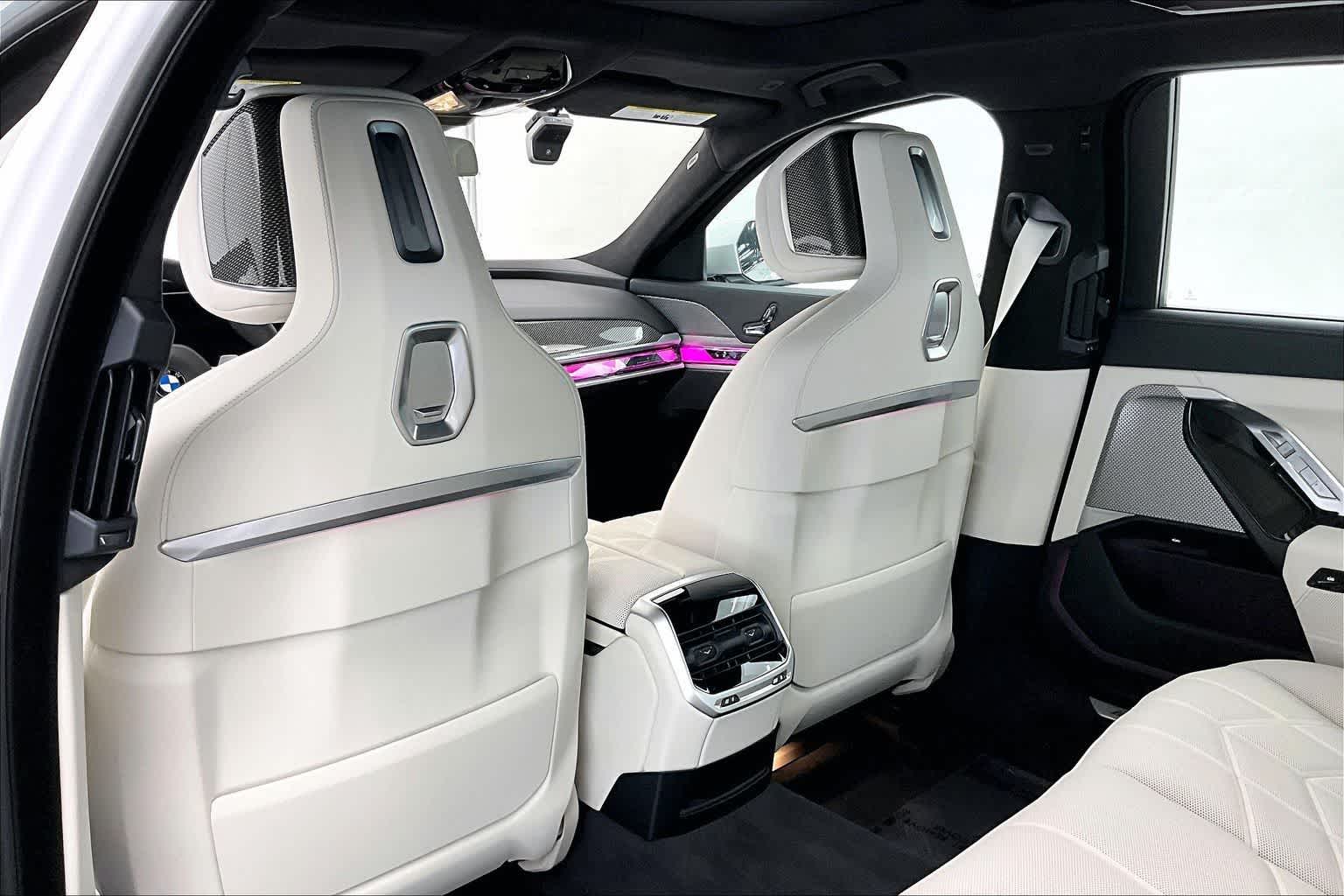 Thumbnail: 2025 BMW 7 Series - 12