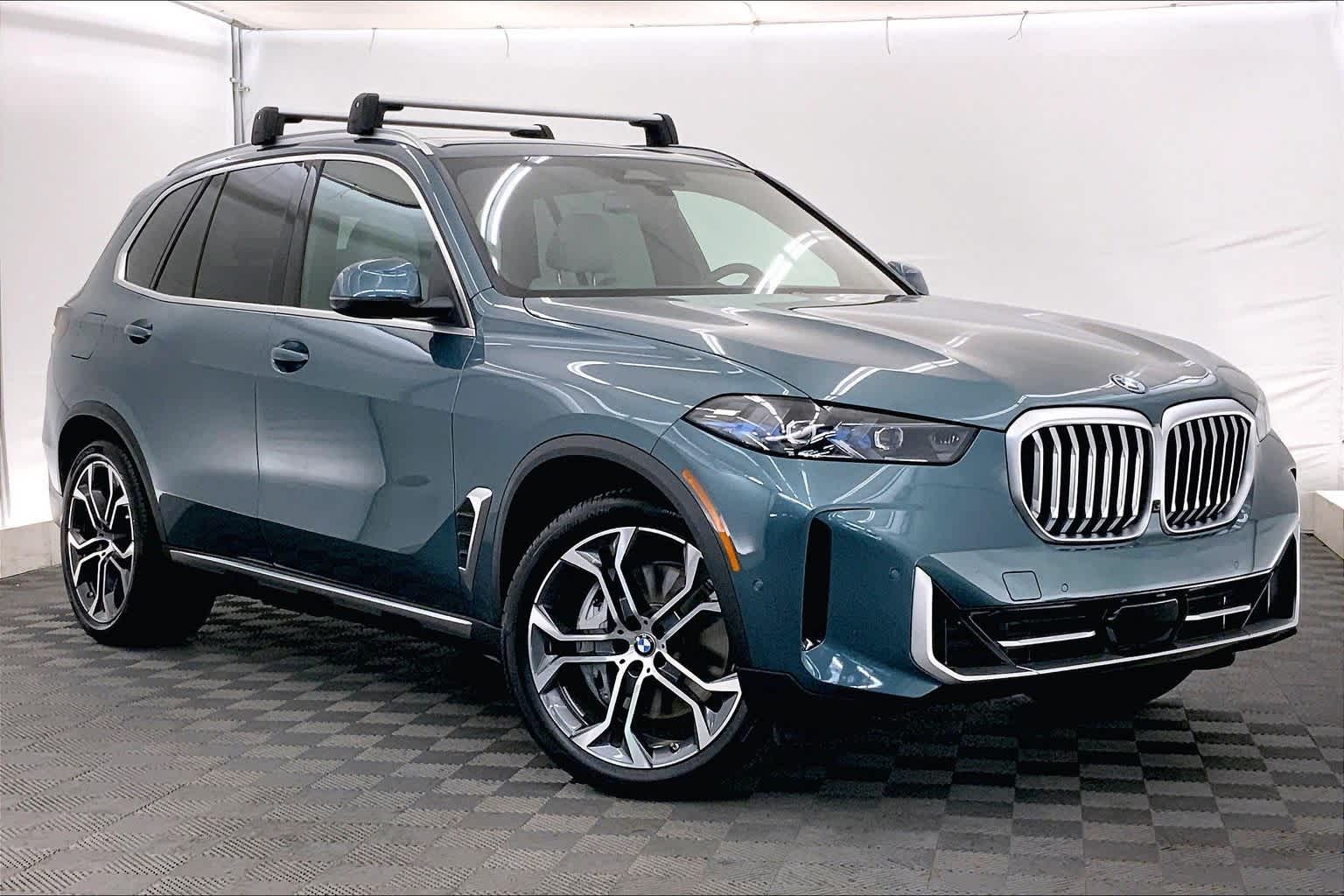 Thumbnail: 2025 BMW X5 - 21