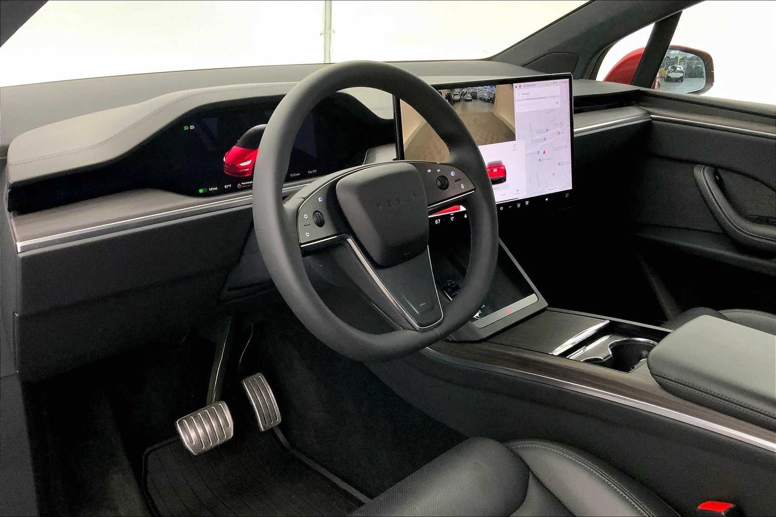 2023 Tesla Model X photo 2