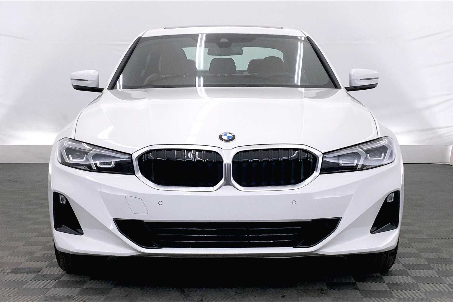 Thumbnail: 2025 BMW 3 Series - 6