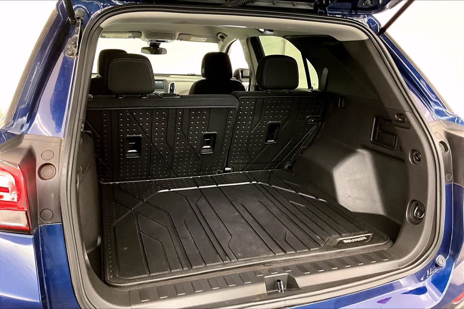 Thumbnail: 2023 Chevrolet Equinox - 18