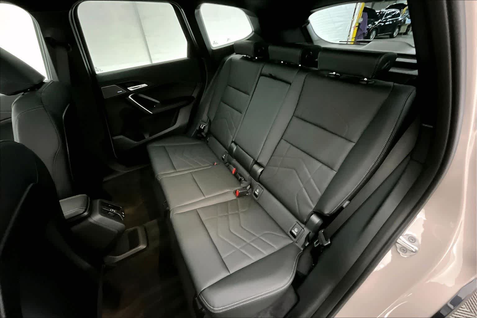 Thumbnail: 2026 BMW X1 - 13