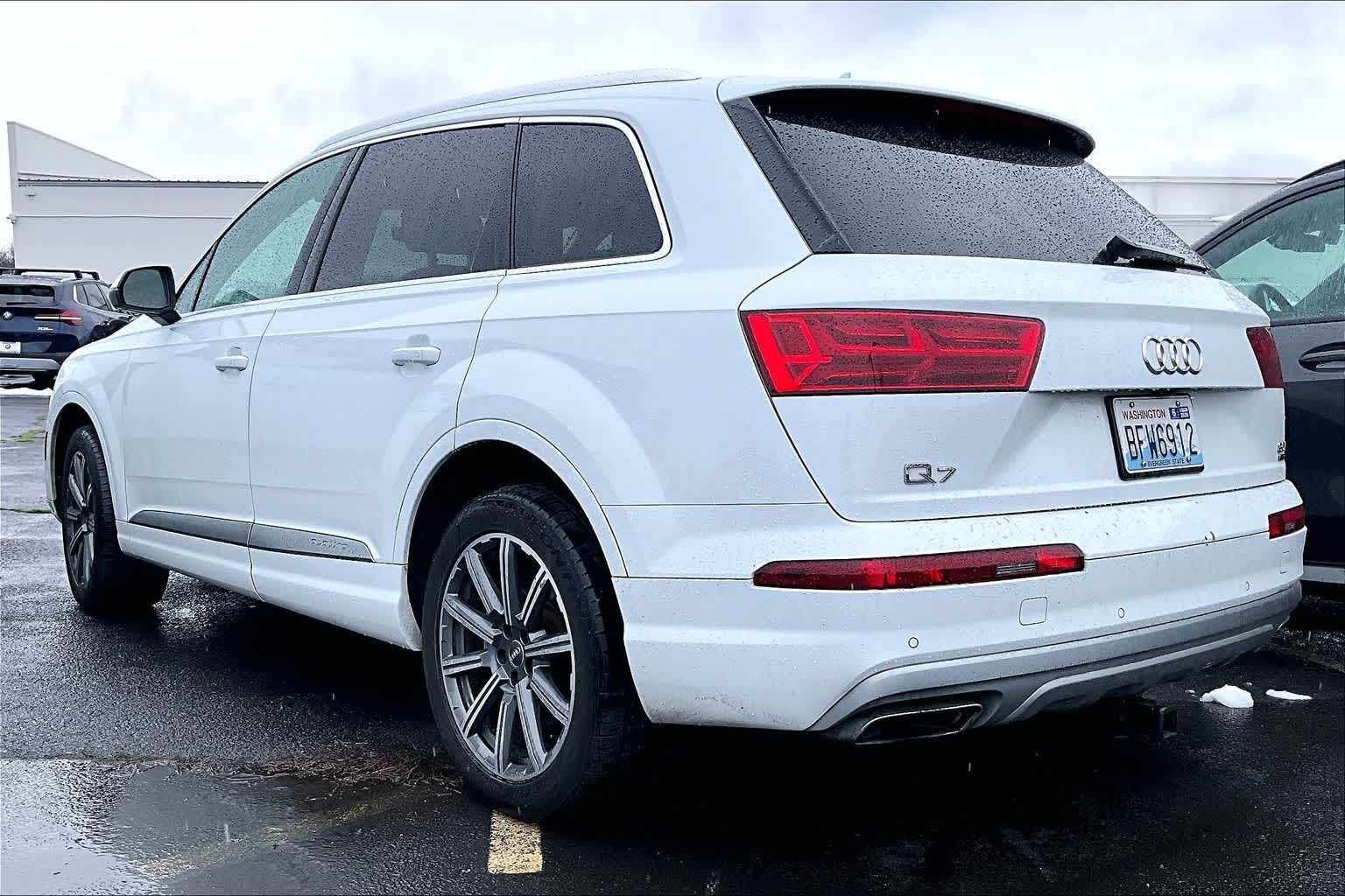 Thumbnail: 2017 Audi Q7 - 4