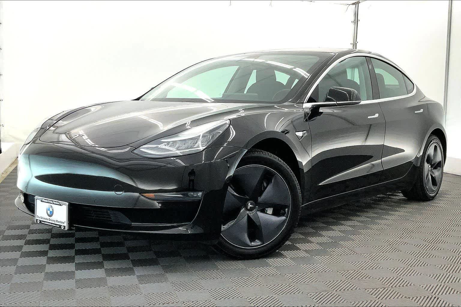 Thumbnail: 2019 Tesla Model 3 - 1