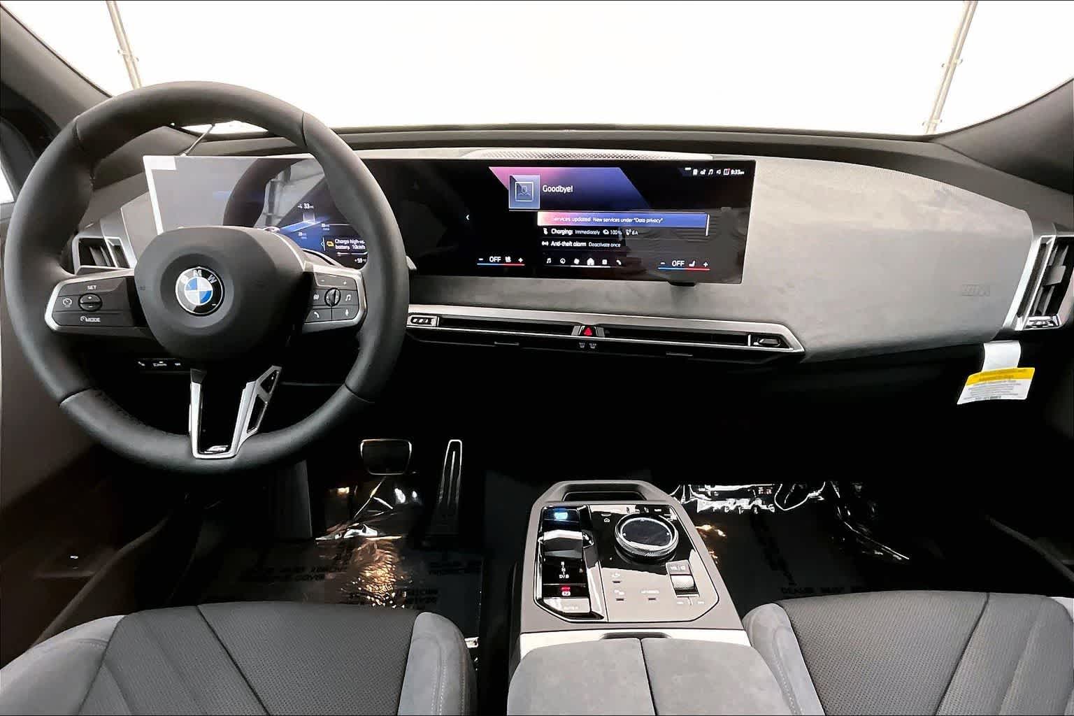 Thumbnail: 2026 BMW iX - 9