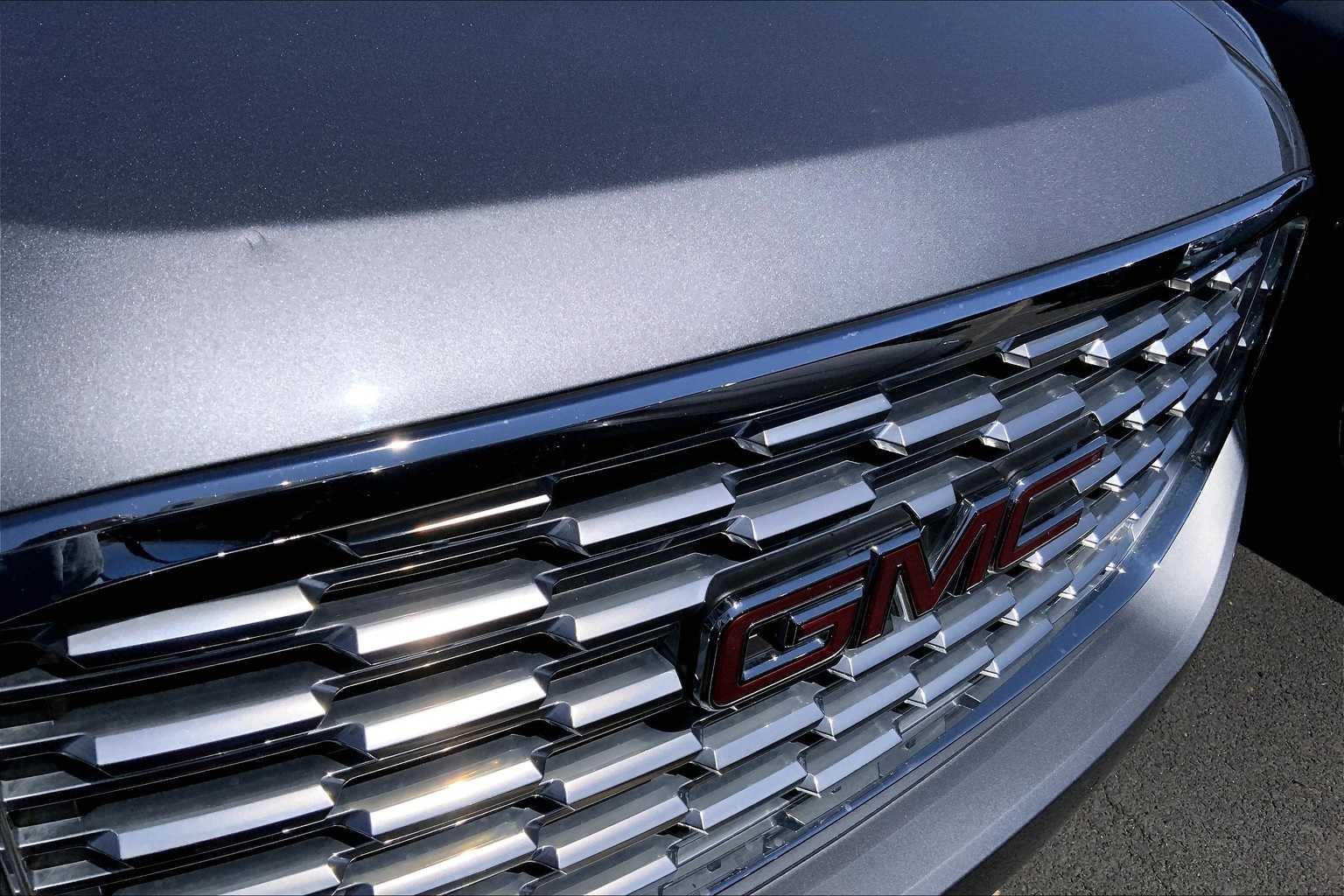 Thumbnail: 2020 GMC Yukon - 17