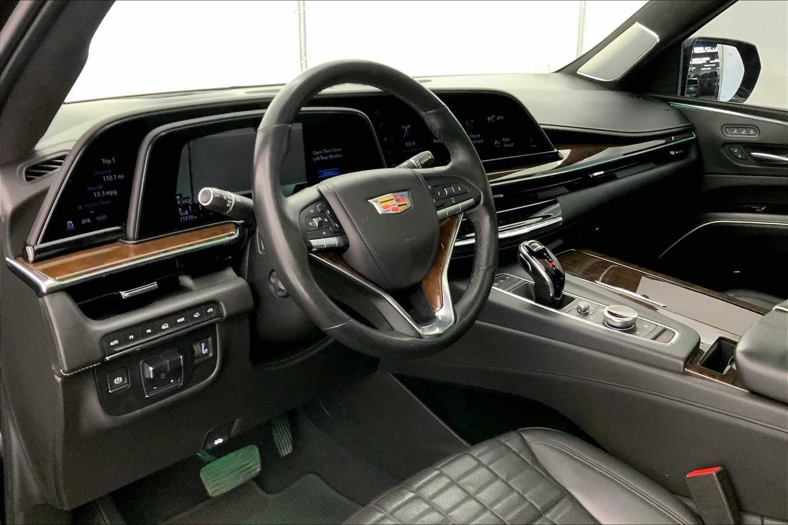 2021 Cadillac Escalade Sport Platinum 2