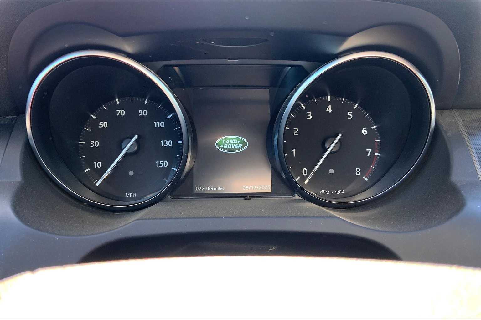 Thumbnail: 2019 Land Rover Range Rover Evoque - 18