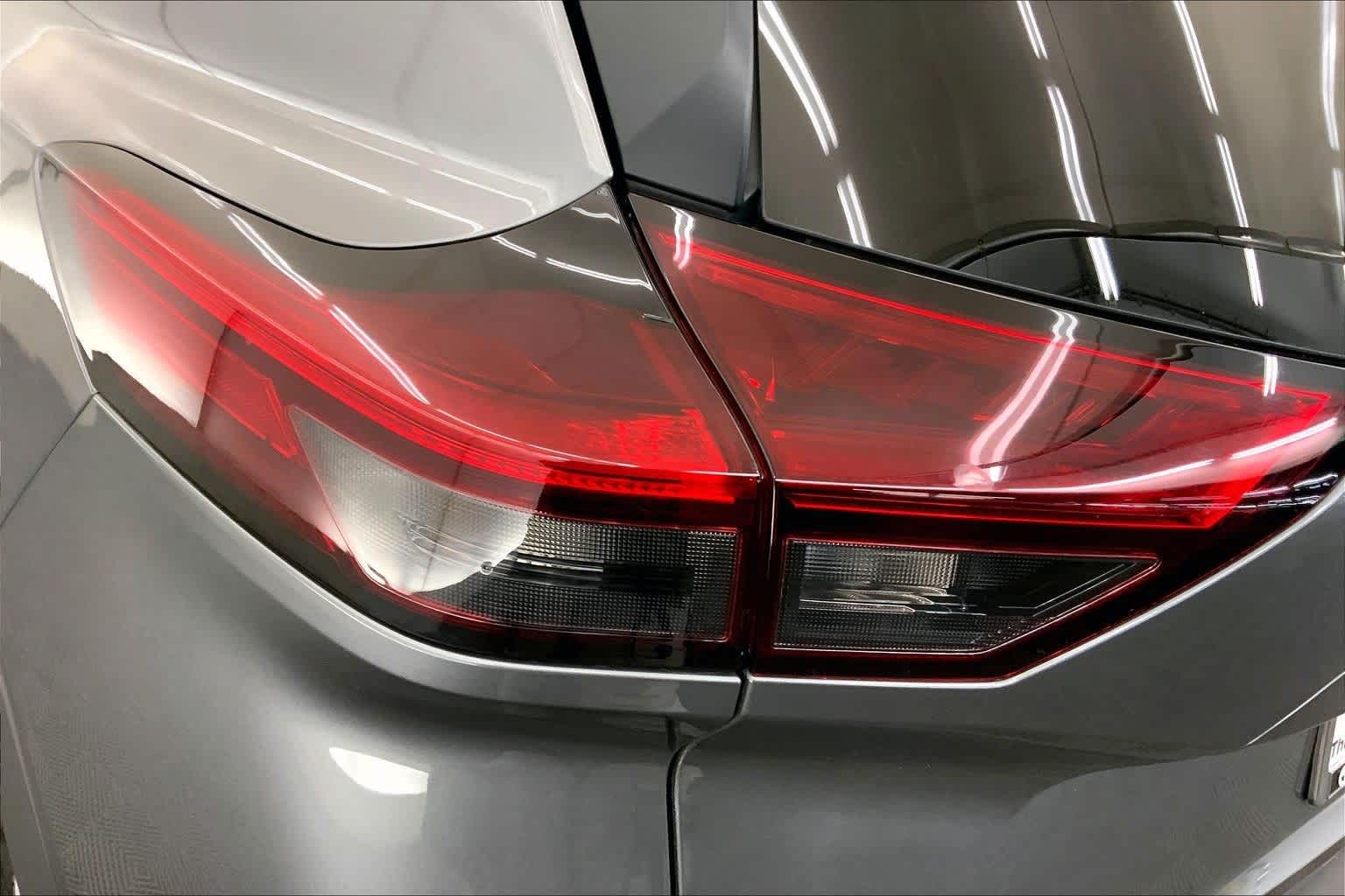 Thumbnail: 2023 Nissan Rogue - 32