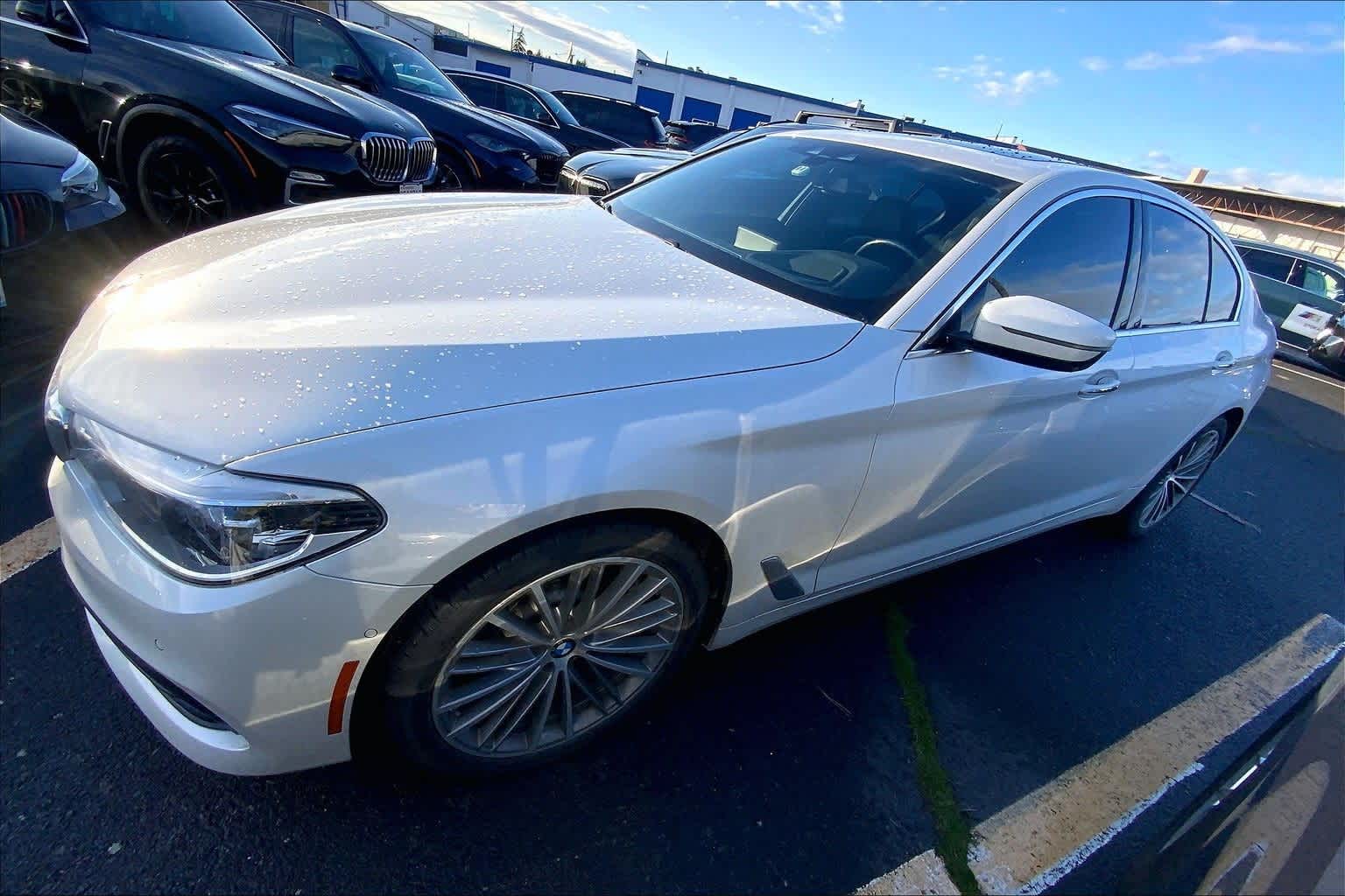 Thumbnail: 2017 BMW 5 Series - 3