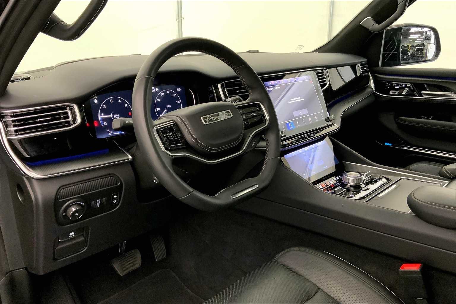 Thumbnail: 2024 Jeep Grand Wagoneer L - 2