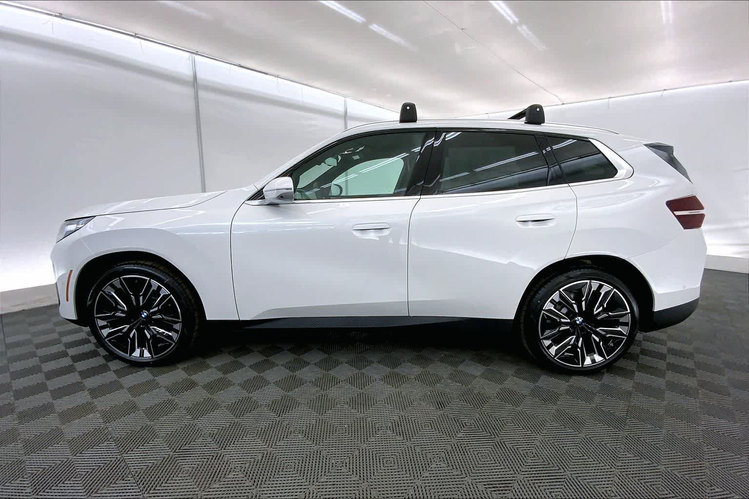 Thumbnail: 2026 BMW X3 - 3