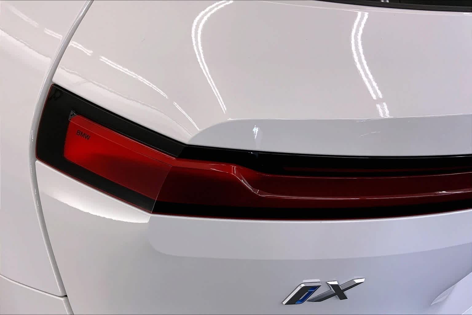 Thumbnail: 2025 BMW iX - 32