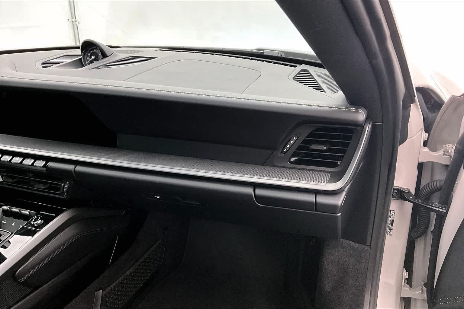 Thumbnail: 2020 Porsche 911 - 22