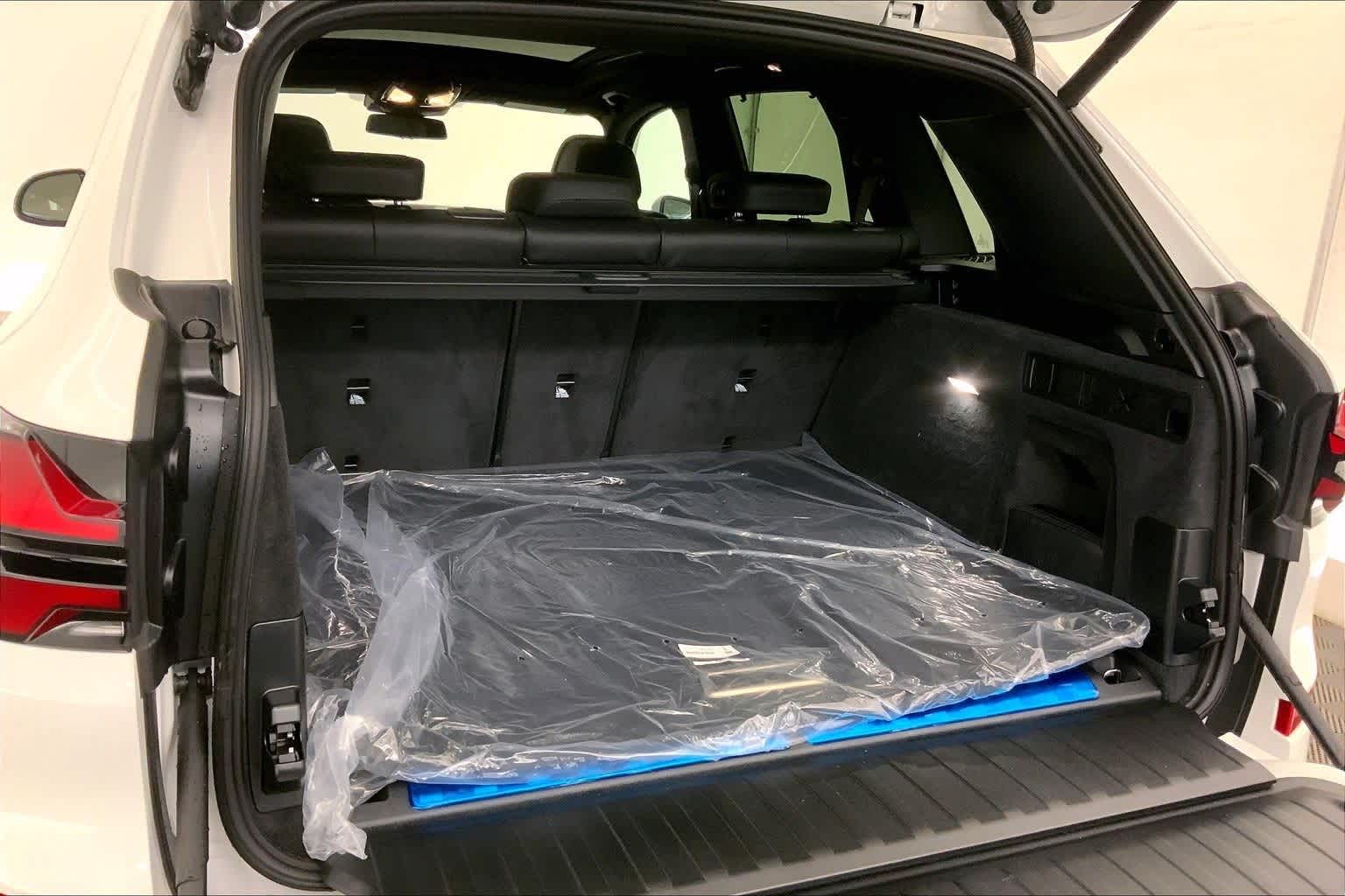 Thumbnail: 2026 BMW X5 - 19