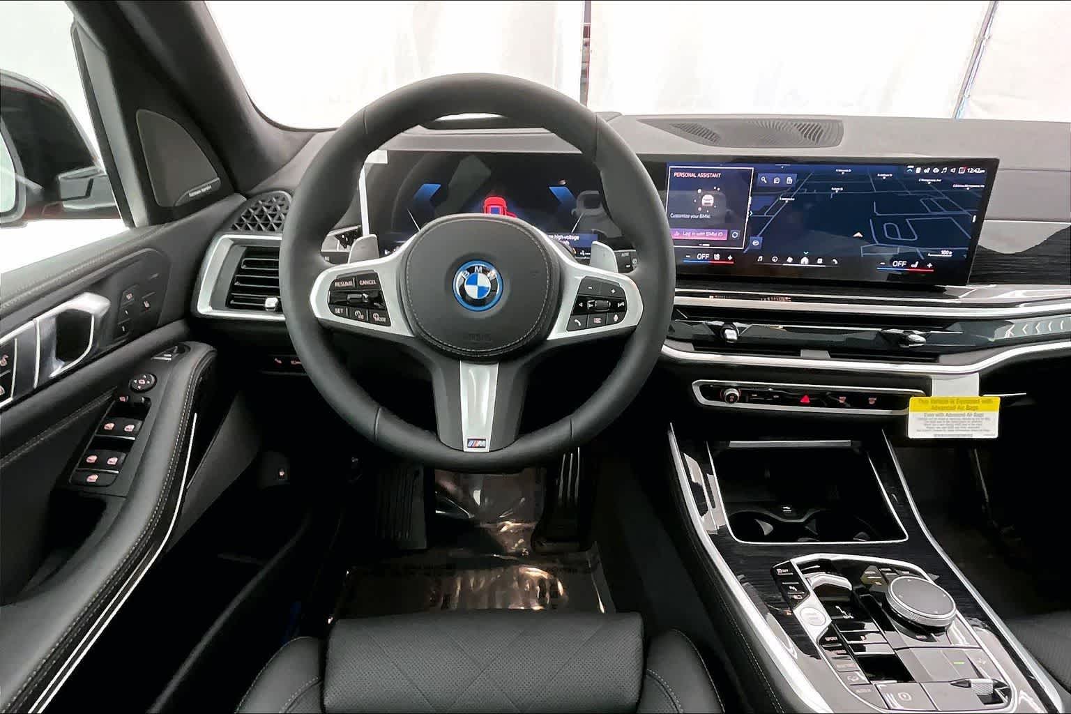 Thumbnail: 2026 BMW X5 - 15