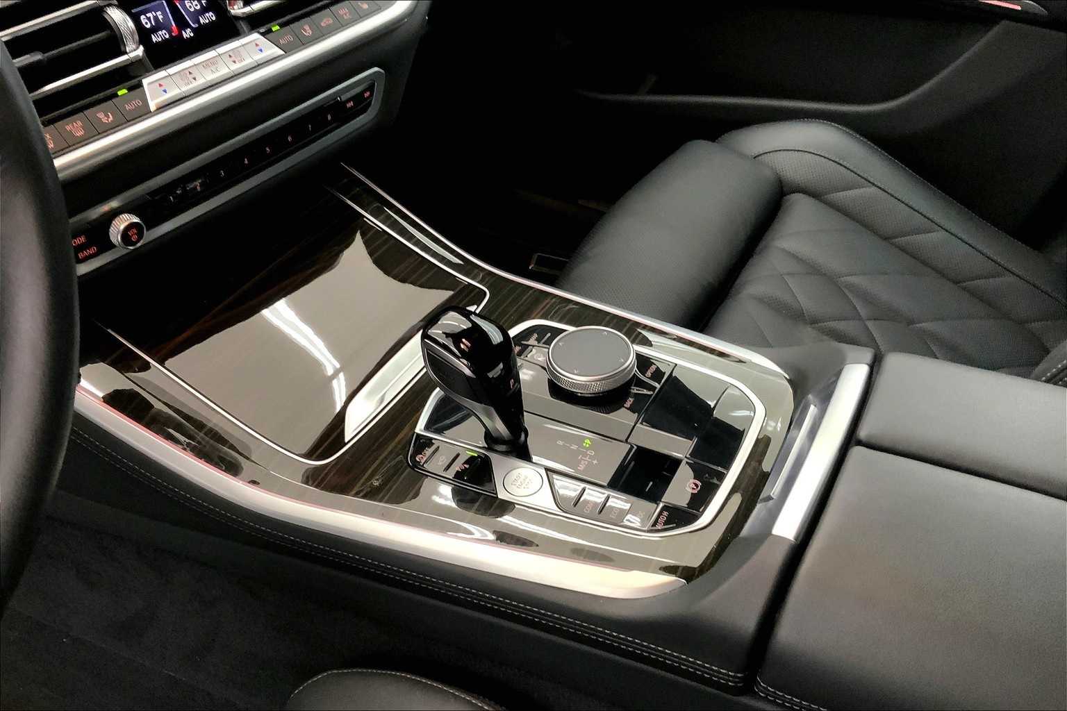 Thumbnail: 2023 BMW X5 - 16