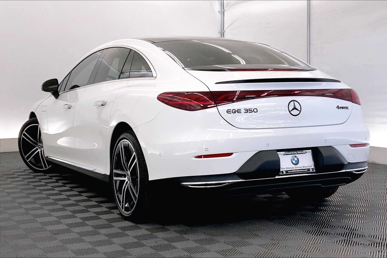 Thumbnail: 2024 Mercedes-Benz EQE - 4