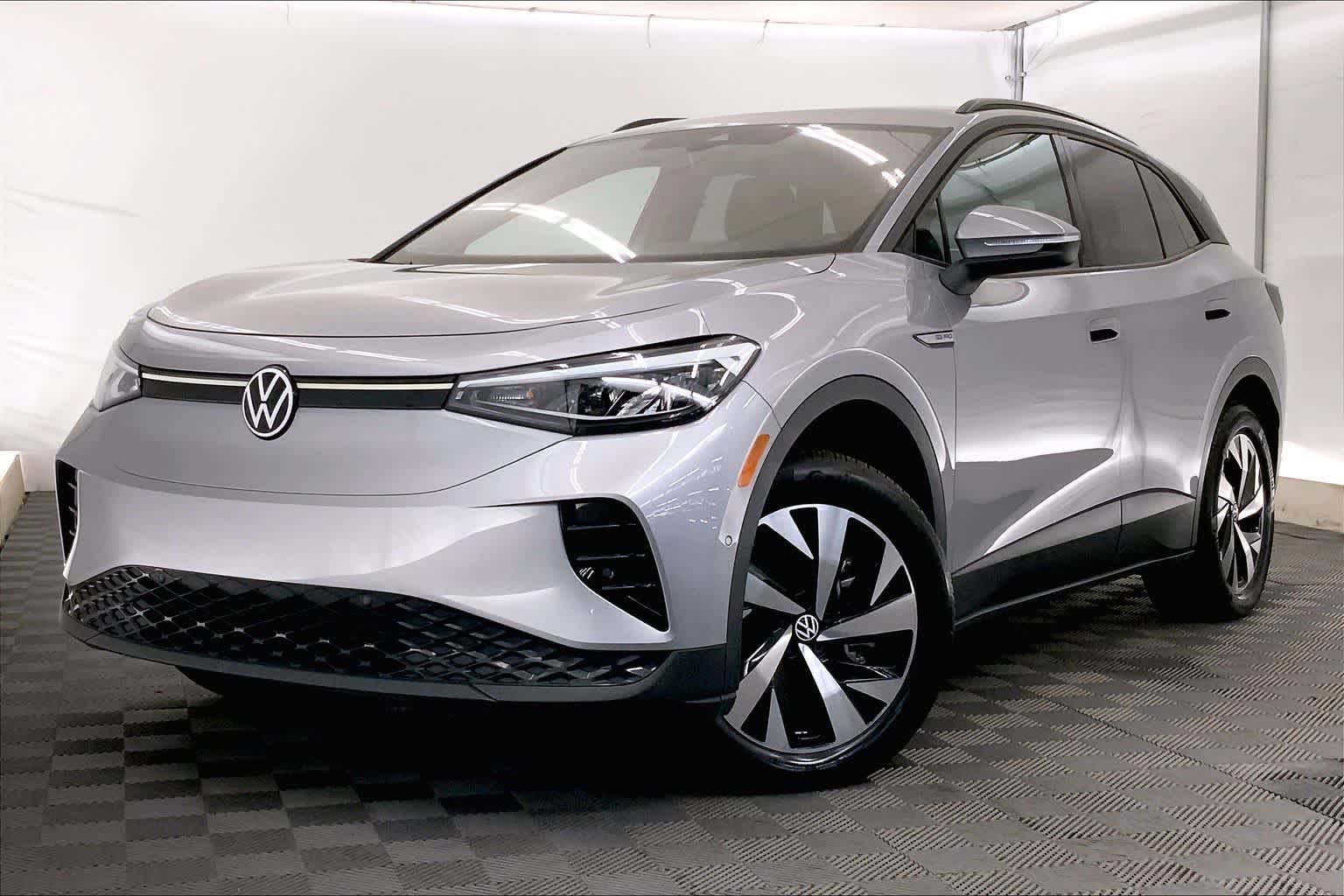 Thumbnail: 2023 Volkswagen ID.4 - 1