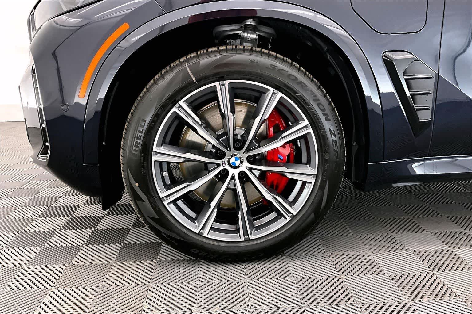 Thumbnail: 2026 BMW X5 - 8