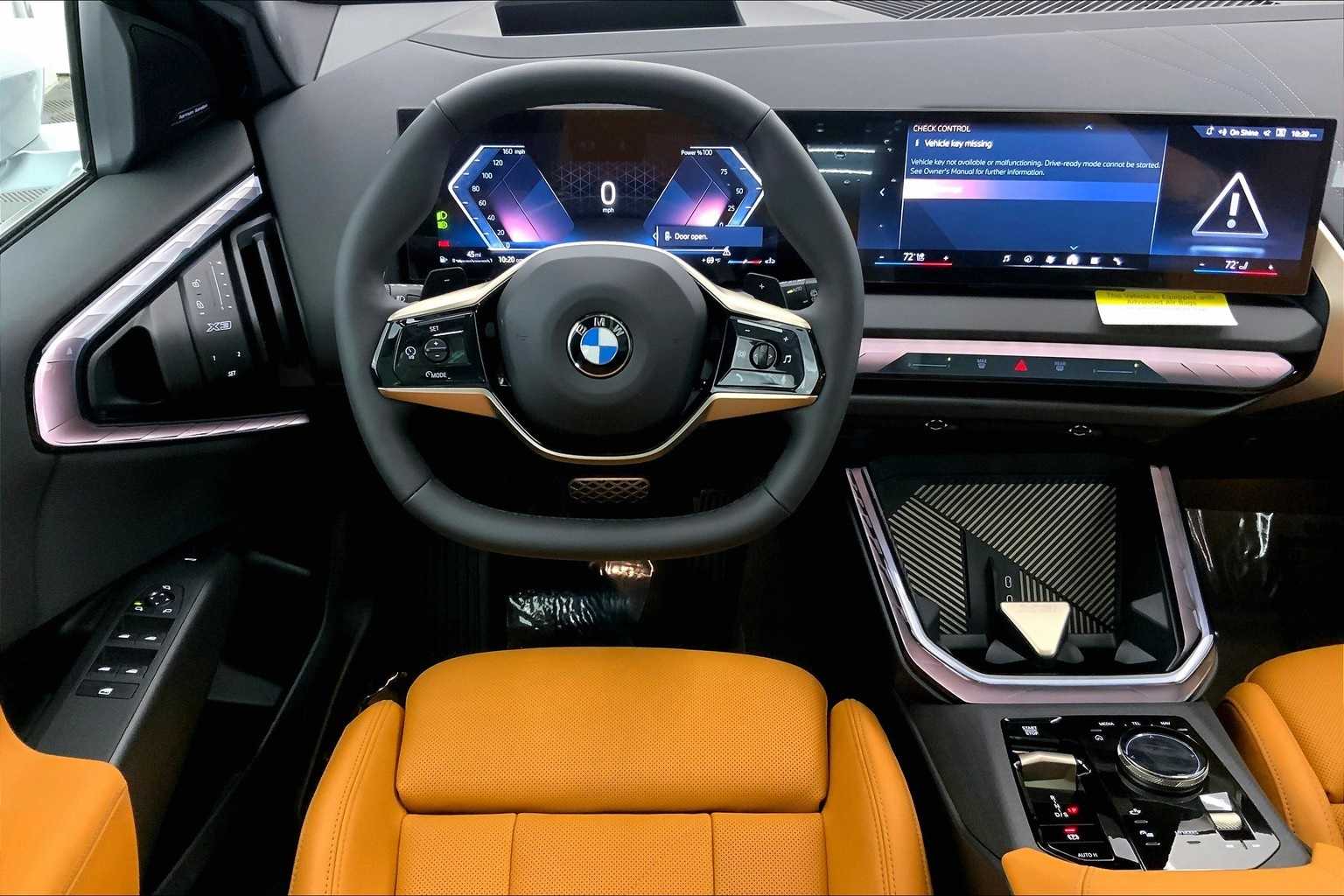 Thumbnail: 2025 BMW X3 - 15