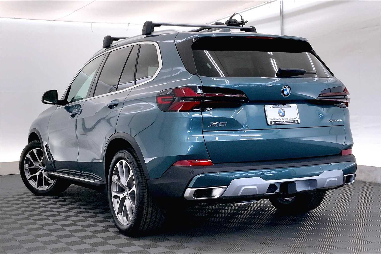 Thumbnail: 2026 BMW X5 - 4