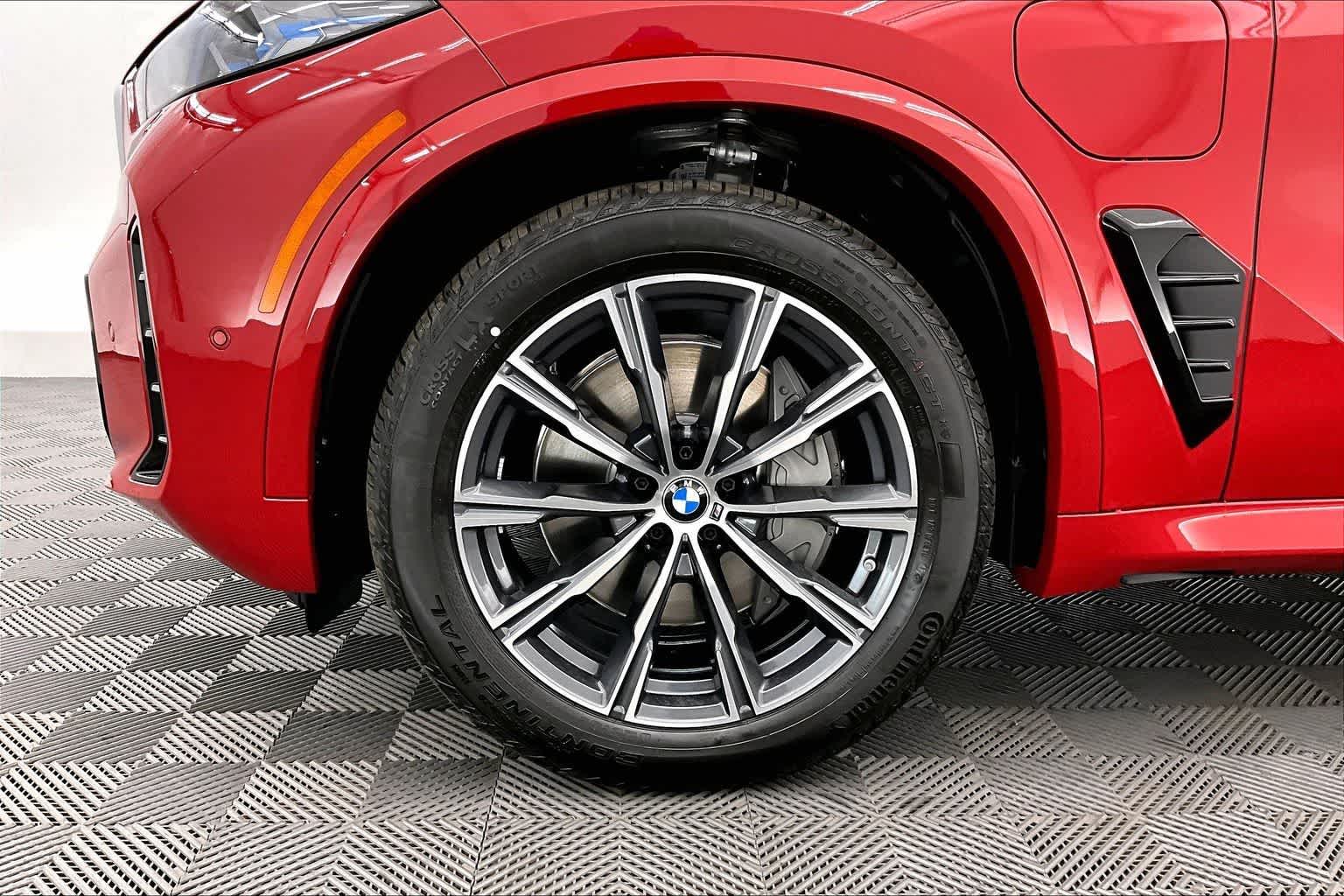Thumbnail: 2026 BMW X5 - 8