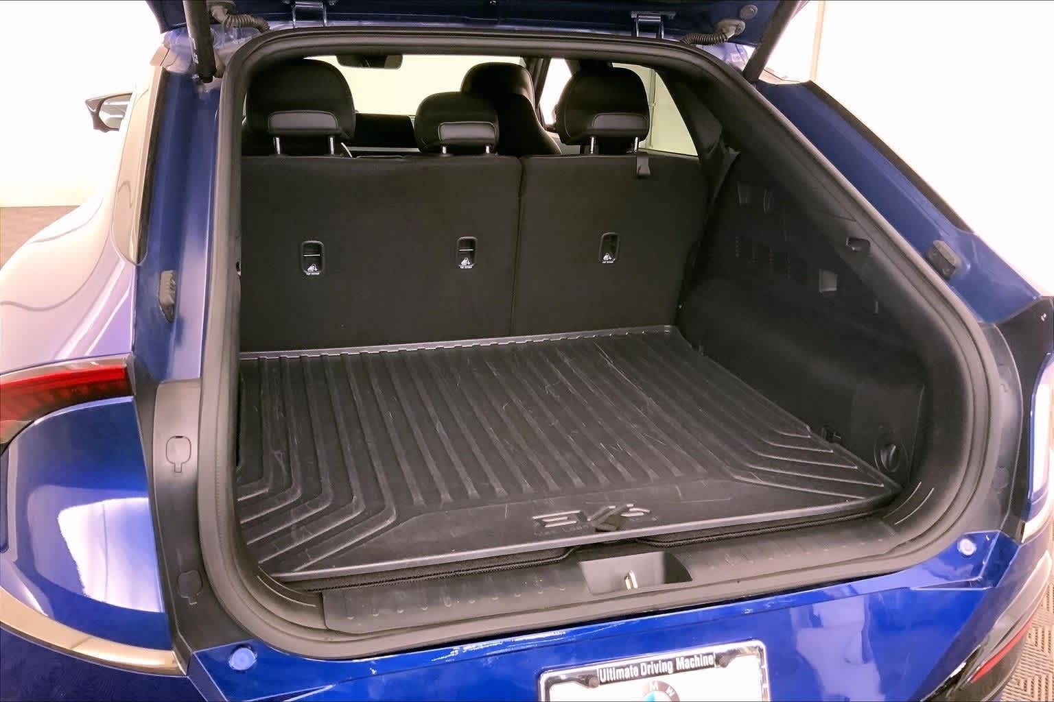 Thumbnail: 2023 Kia EV6 - 18