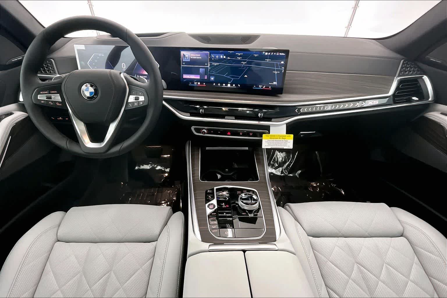 Thumbnail: 2026 BMW X5 - 10