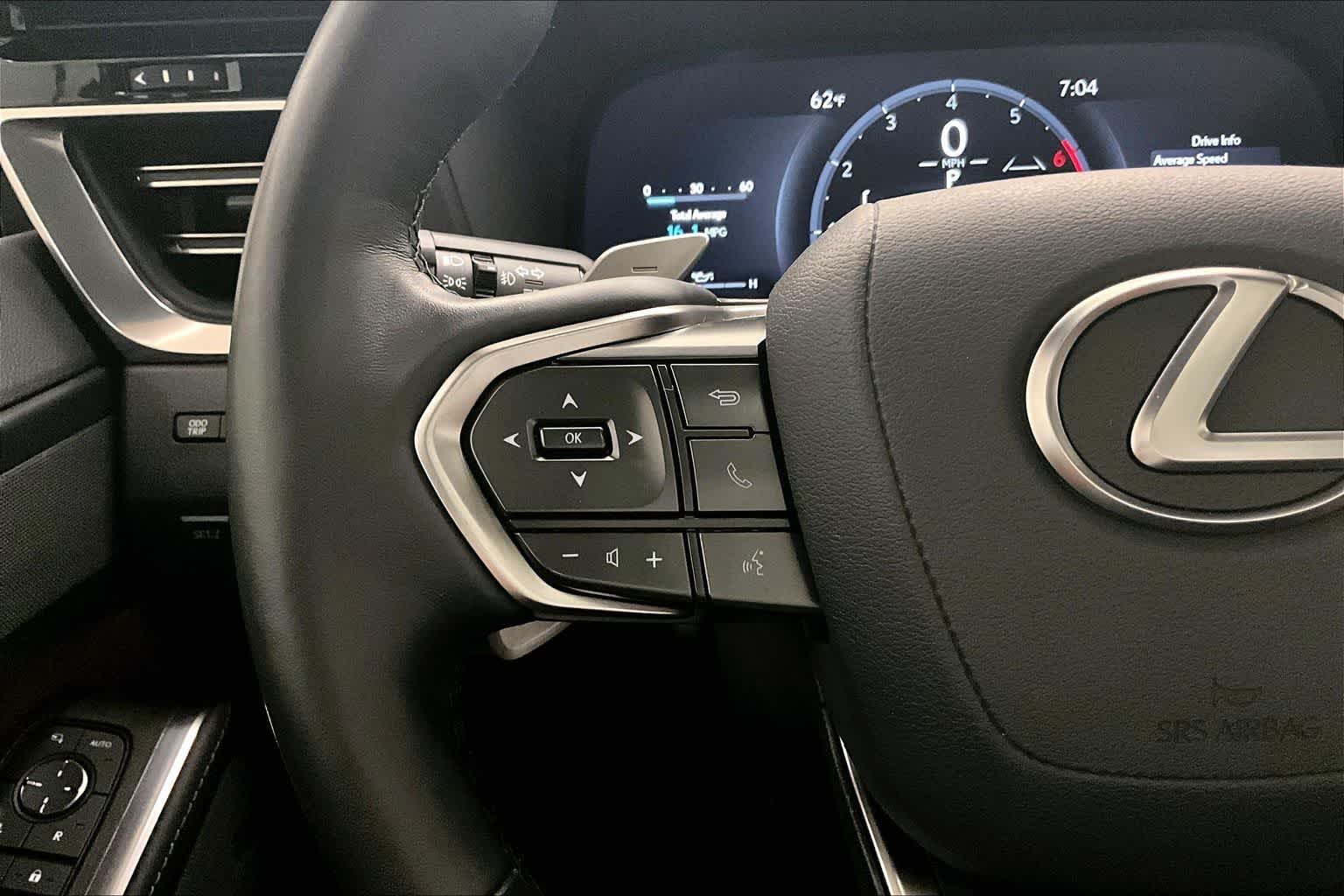 Thumbnail: 2024 Lexus GX - 24