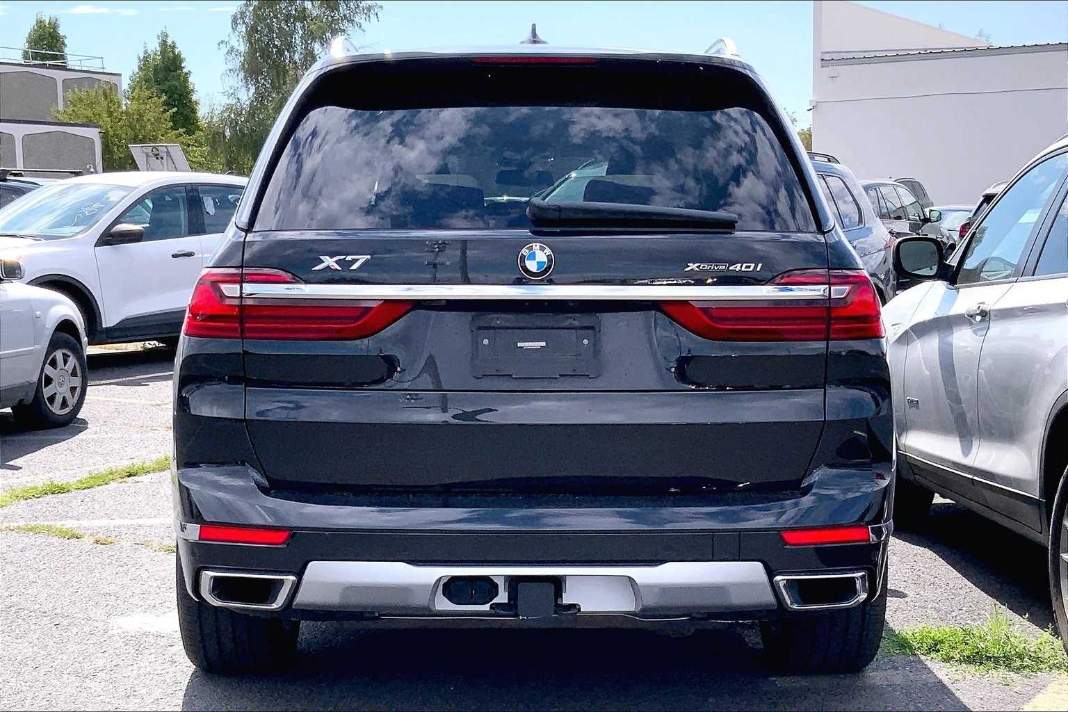 Thumbnail: 2022 BMW X7 - 5