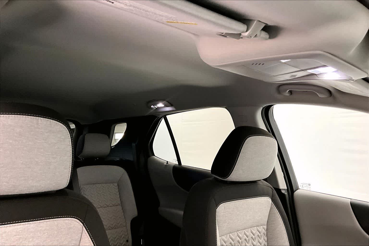 Thumbnail: 2023 Chevrolet Equinox - 30