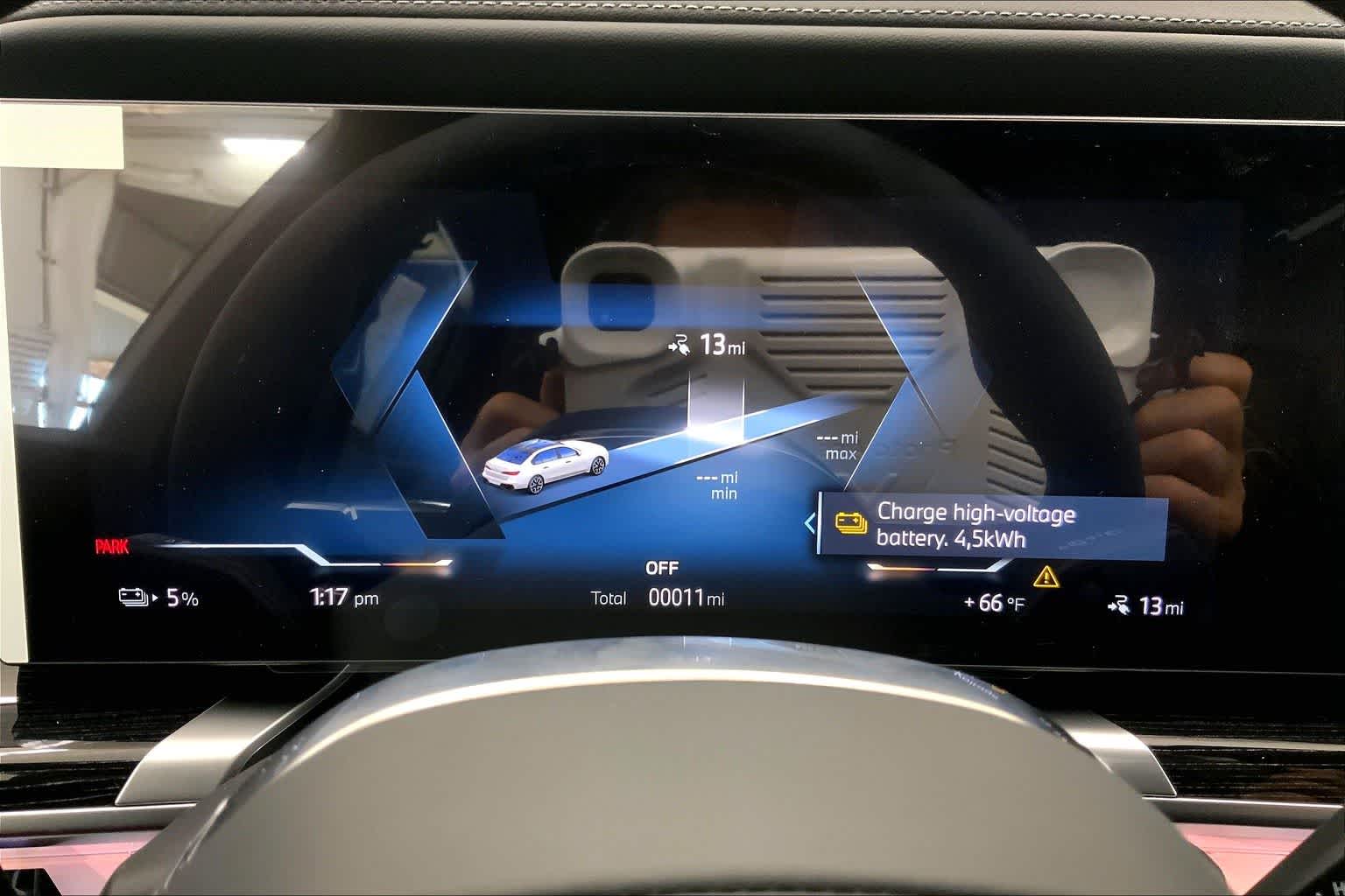 Thumbnail: 2026 BMW i7 - 18