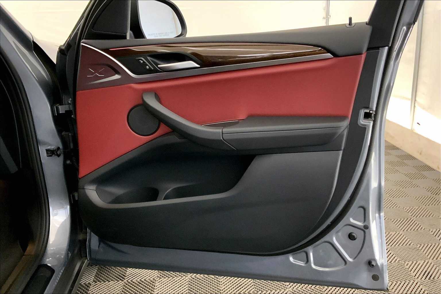 Thumbnail: 2024 BMW X3 - 28