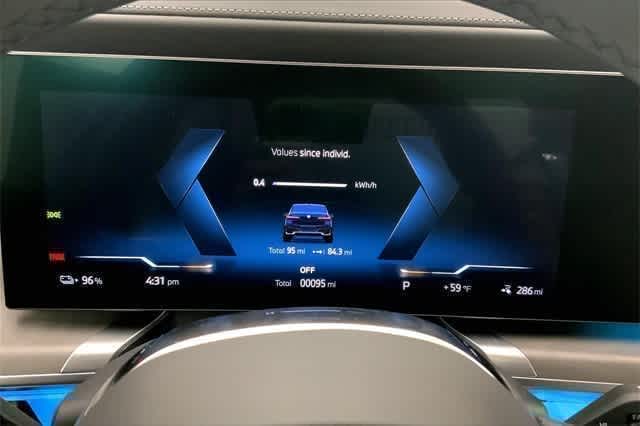 Thumbnail: 2024 BMW i7 - 17