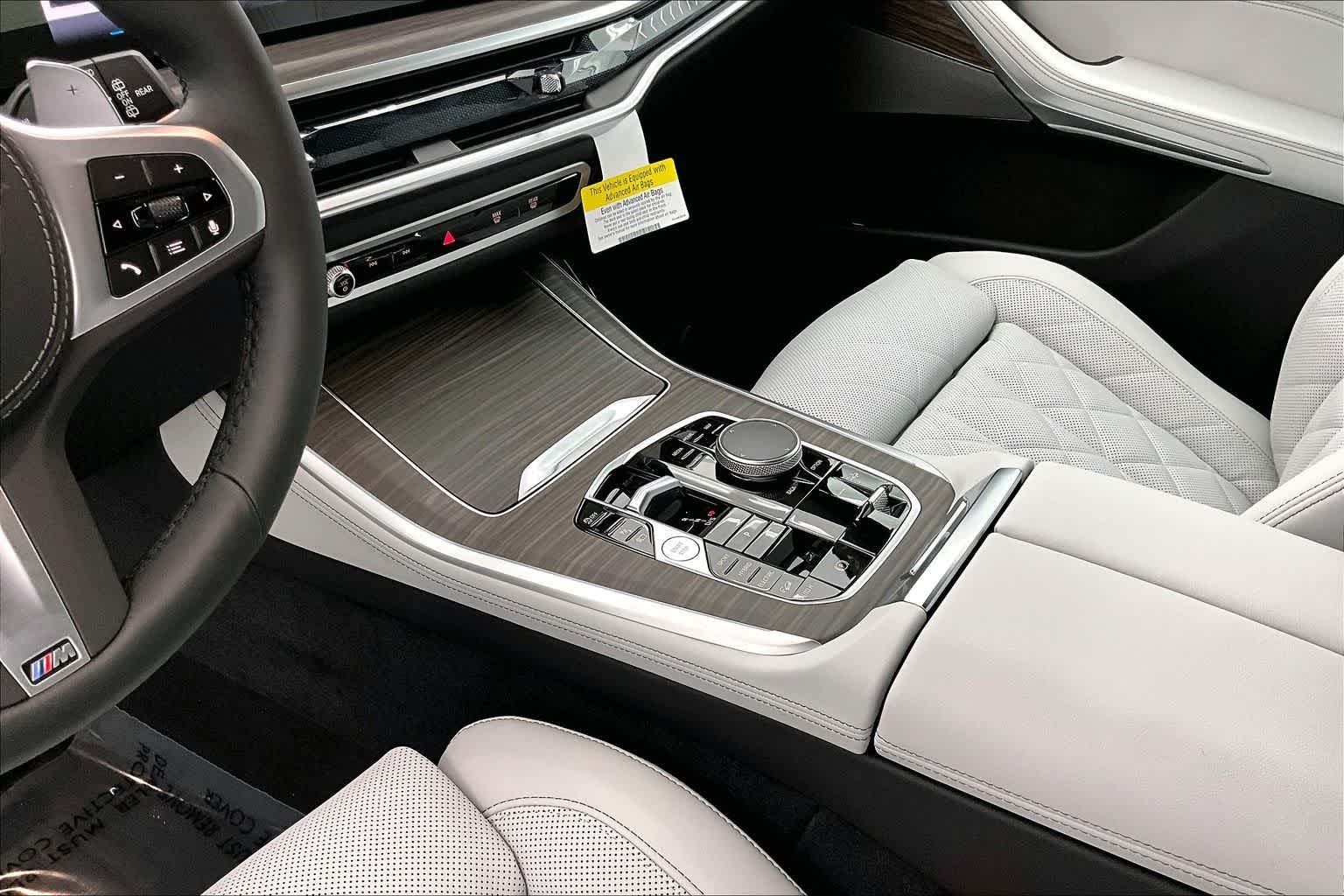 Thumbnail: 2026 BMW X5 - 17