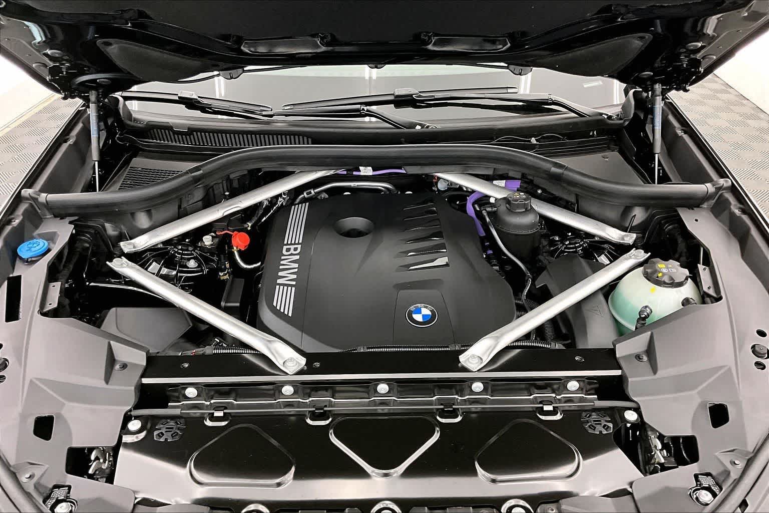 Thumbnail: 2026 BMW X5 - 9