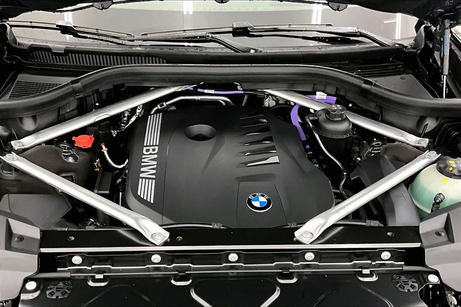 Thumbnail: 2026 BMW X7 - 9