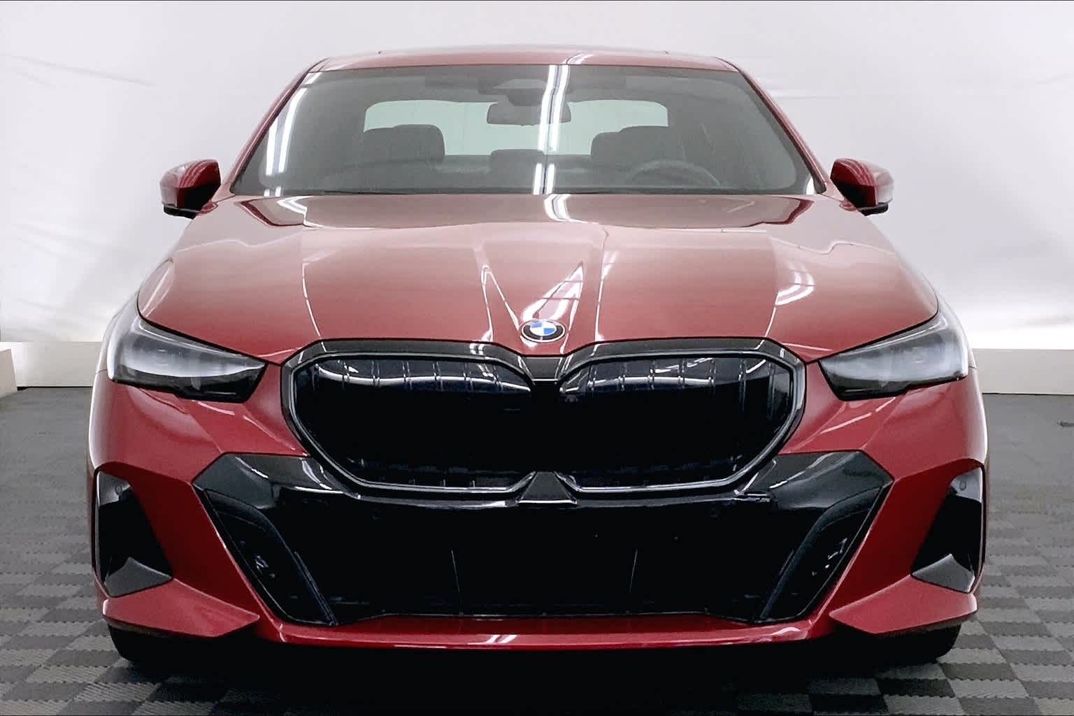 Thumbnail: 2024 BMW 5 Series - 6