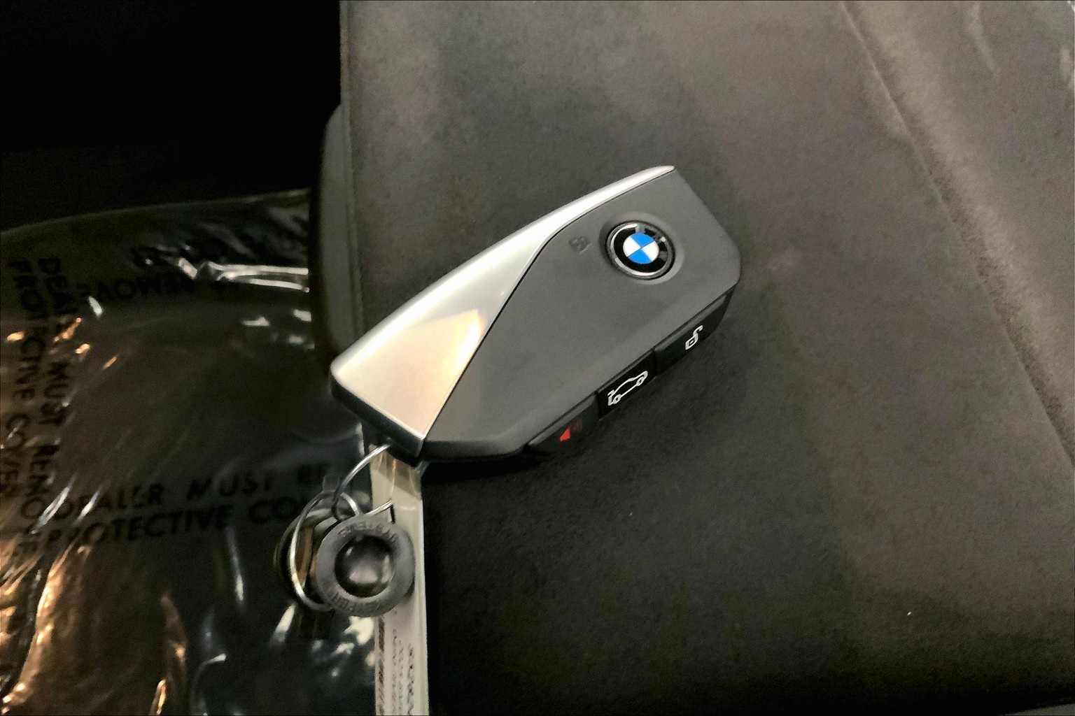 Thumbnail: 2025 BMW X1 - 20