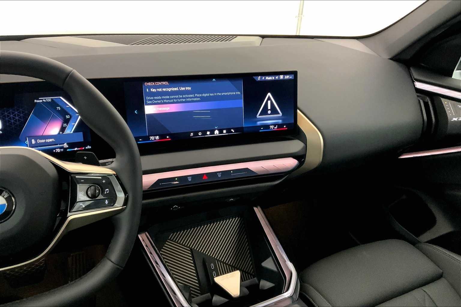 Thumbnail: 2025 BMW X3 - 15