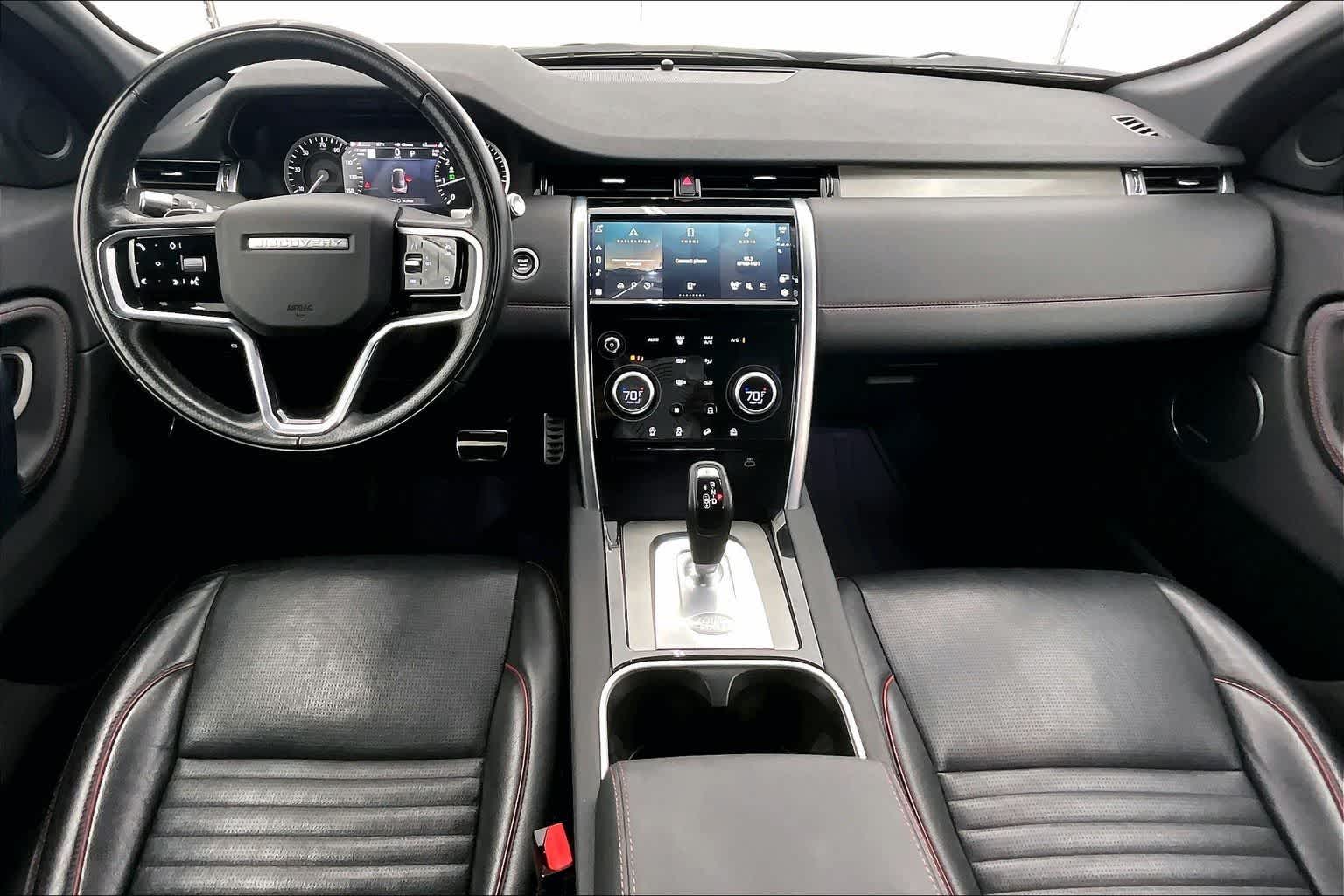 Thumbnail: 2022 Land Rover Discovery Sport - 10