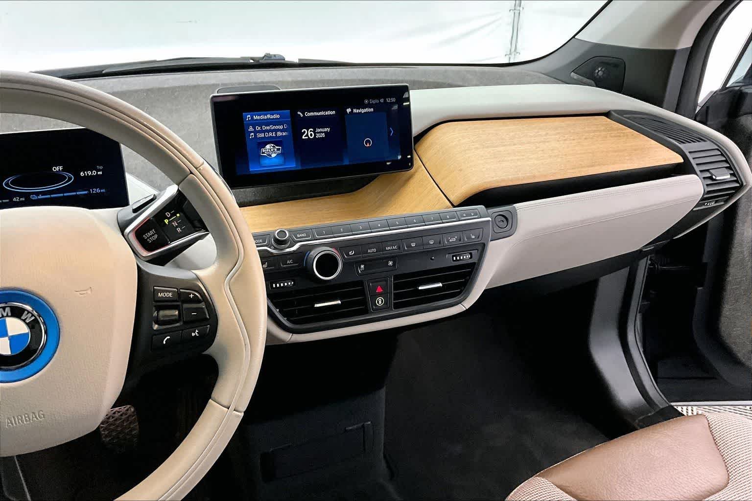 Thumbnail: 2019 BMW i3 - 15