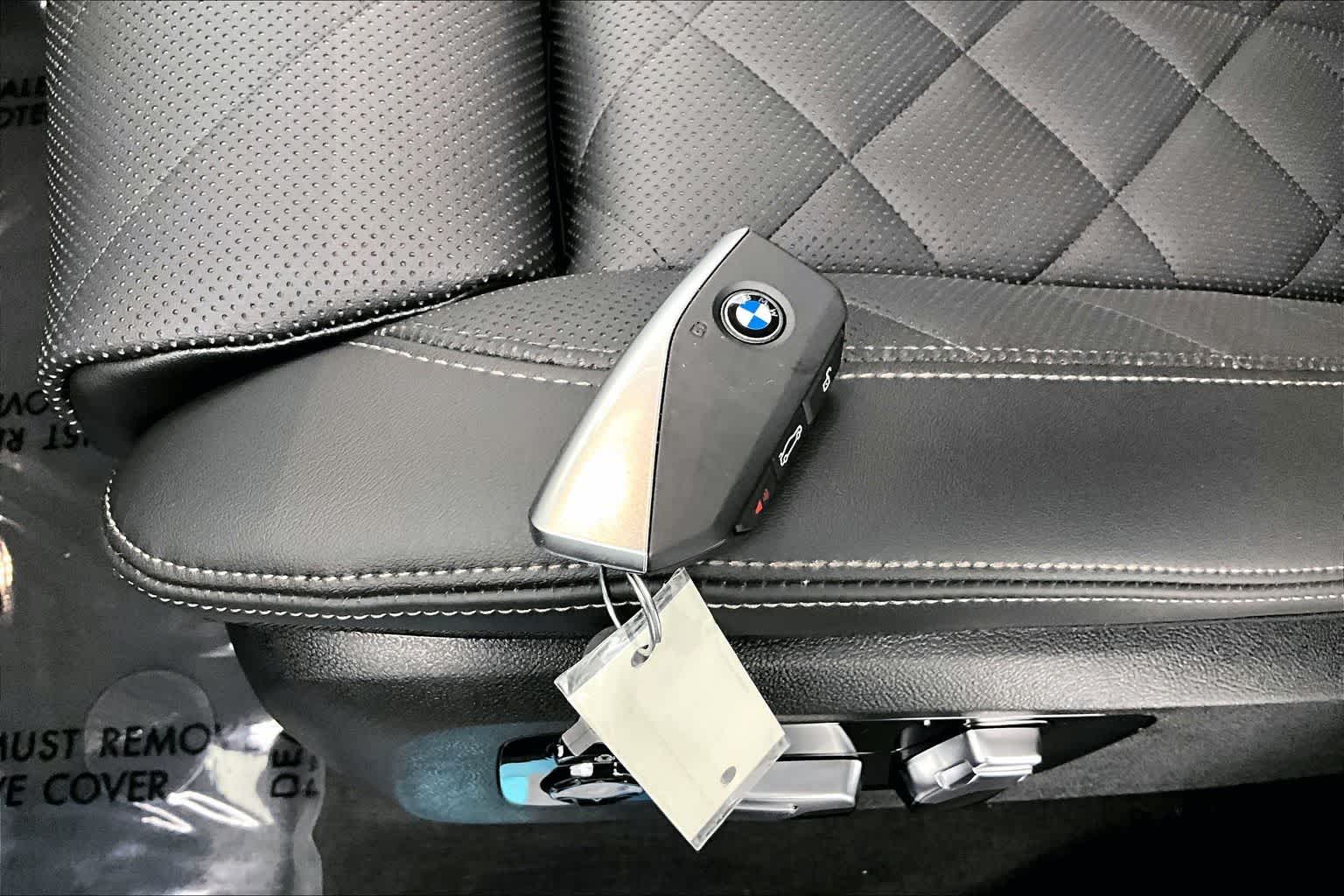 Thumbnail: 2026 BMW X5 - 19