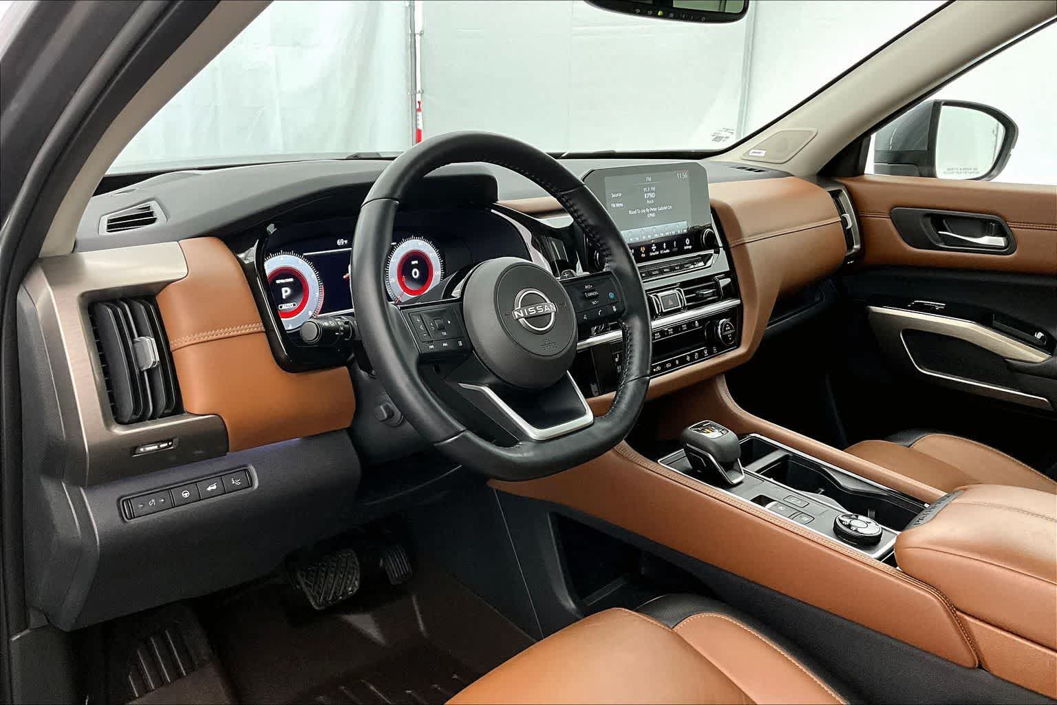 Thumbnail: 2022 Nissan Pathfinder - 2